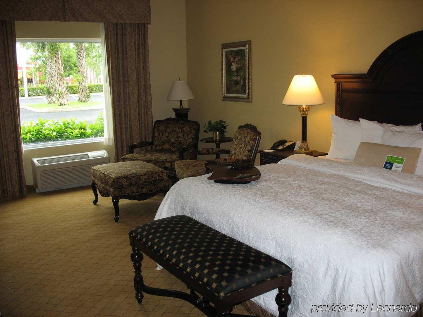 Hampton Inn & Suites Wellington Royal Palm Beach Rum bild