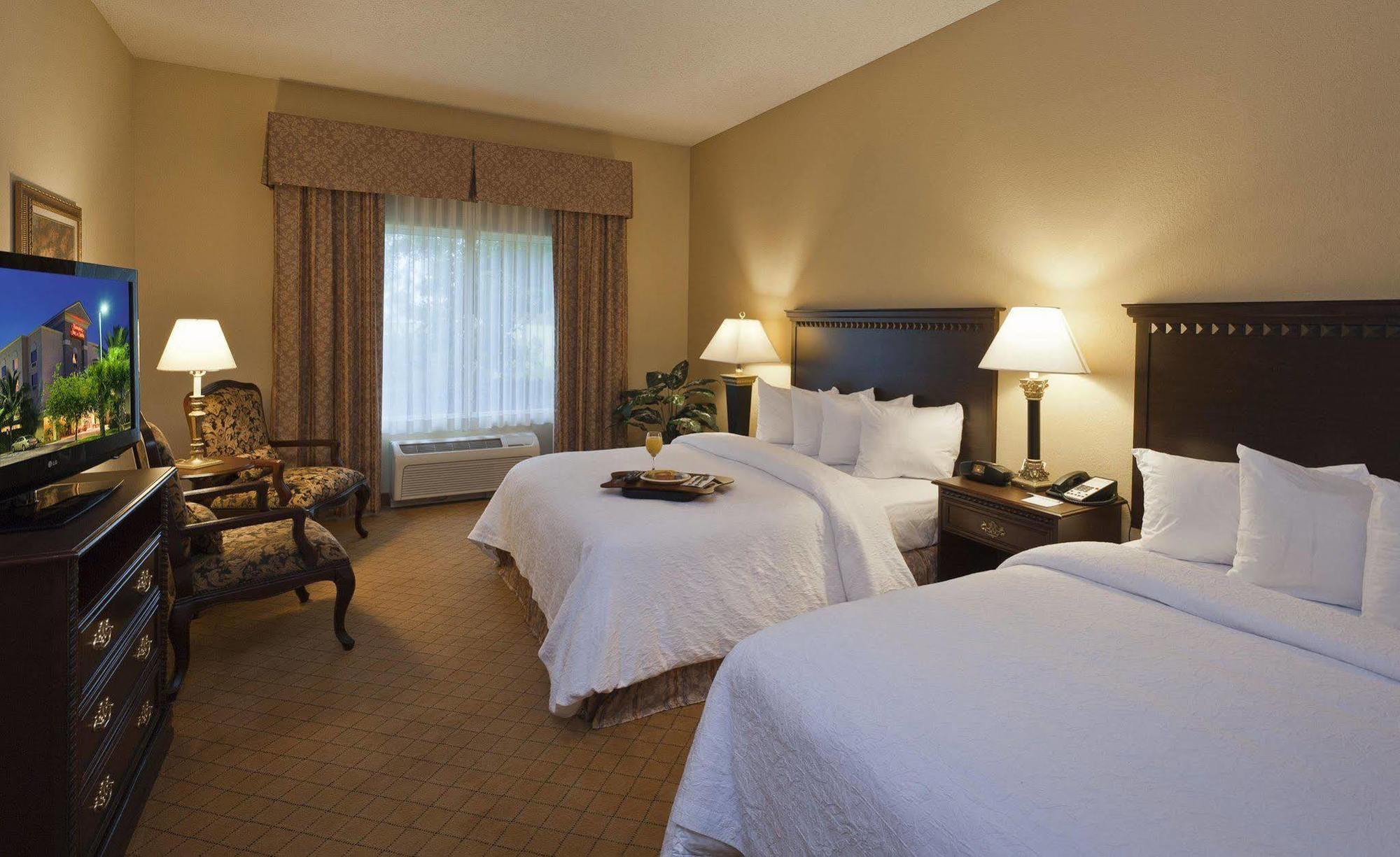 Hampton Inn & Suites Wellington Royal Palm Beach Rum bild